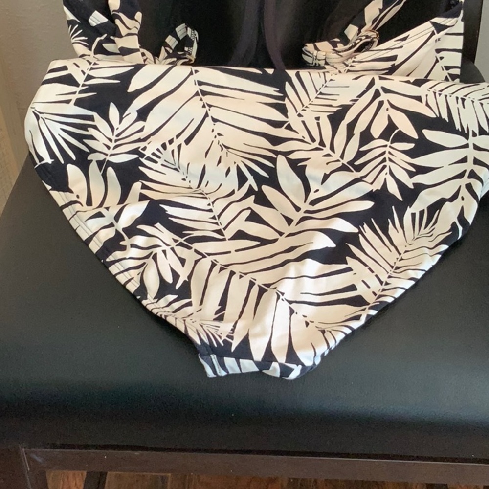Bleu Rod Beattie one piece swim suit - Picture 7 of 10